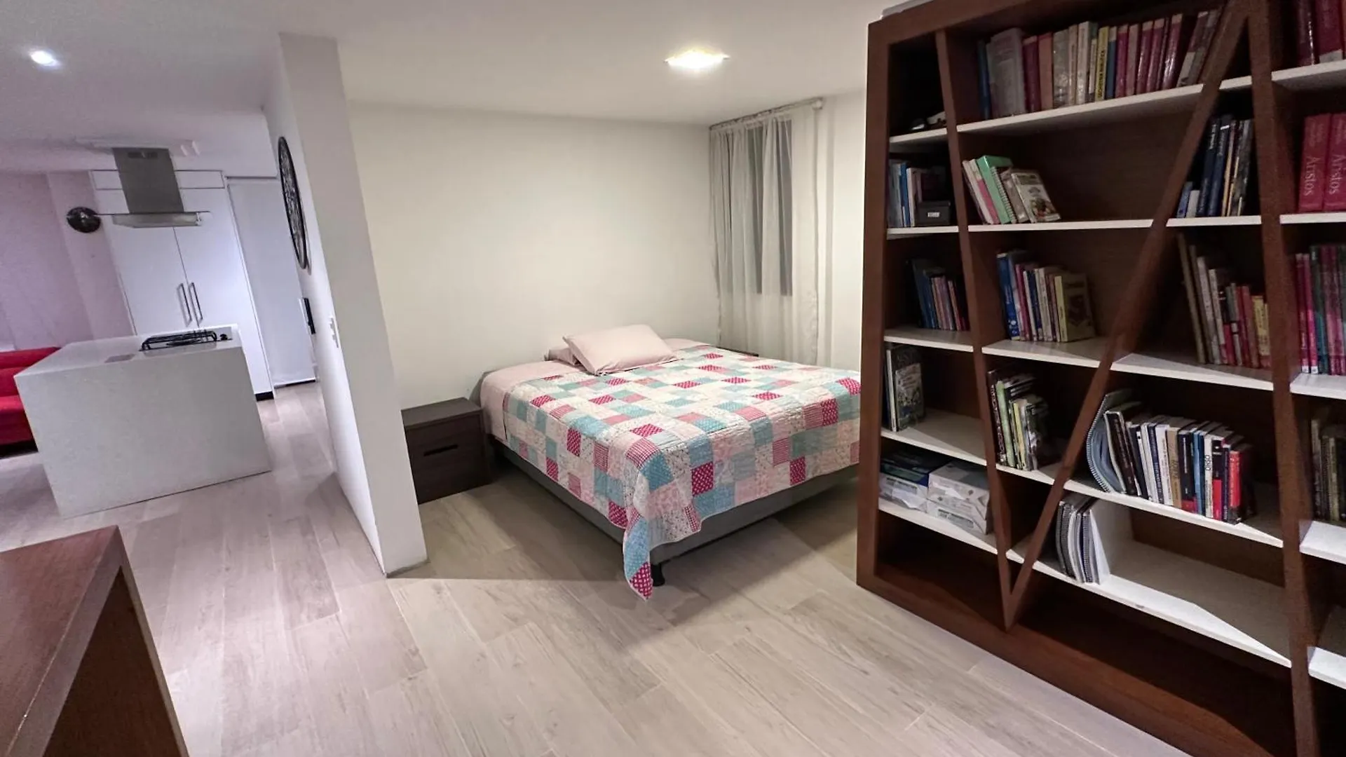 Casa Cerca Del Aeropuerto En Quito Valle De Tumbaco 度假居