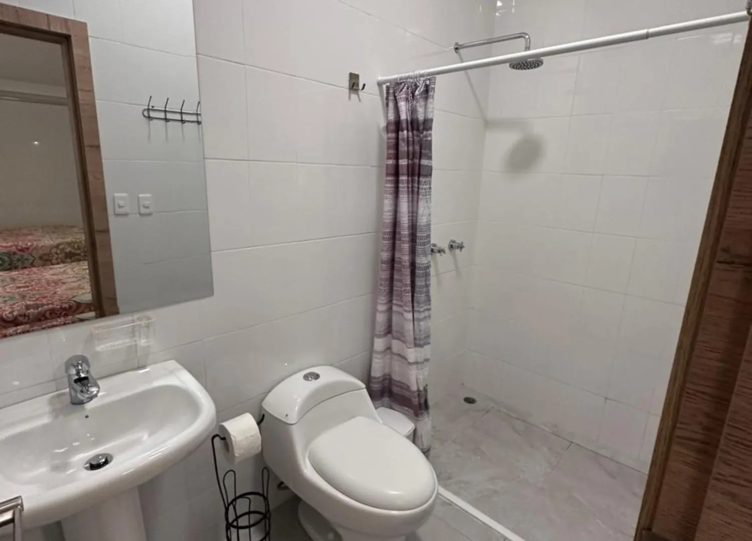 Casa Cerca Del Aeropuerto En Quito Valle De Tumbaco 度假居