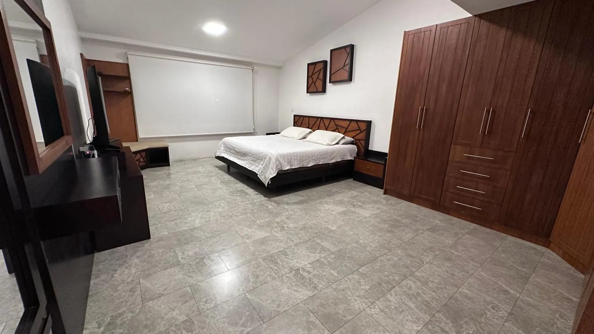 Casa Cerca Del Aeropuerto En Quito Valle De Tumbaco 0*,  厄瓜多尔