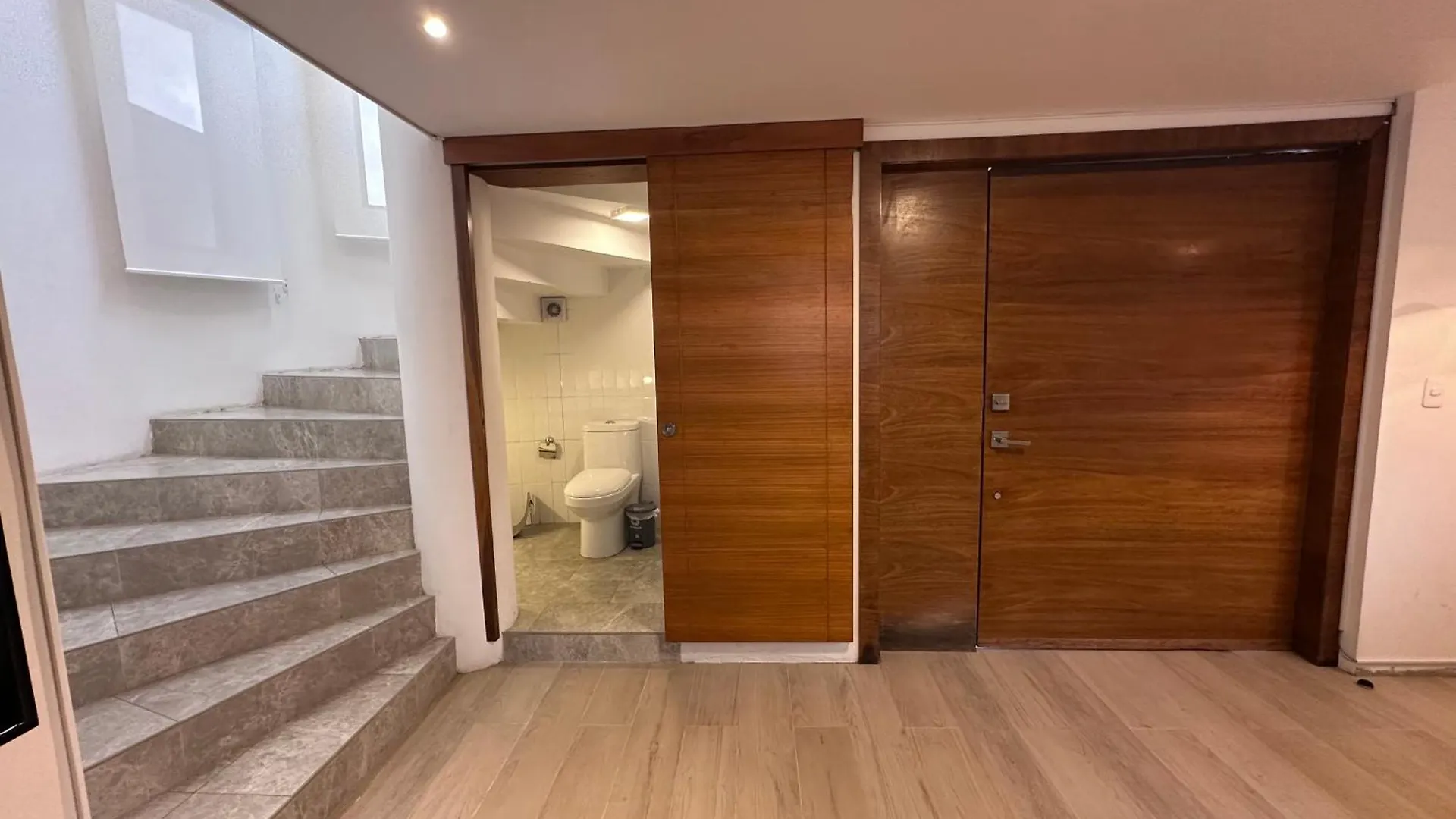 Casa Cerca Del Aeropuerto En Quito Valle De Tumbaco 度假居